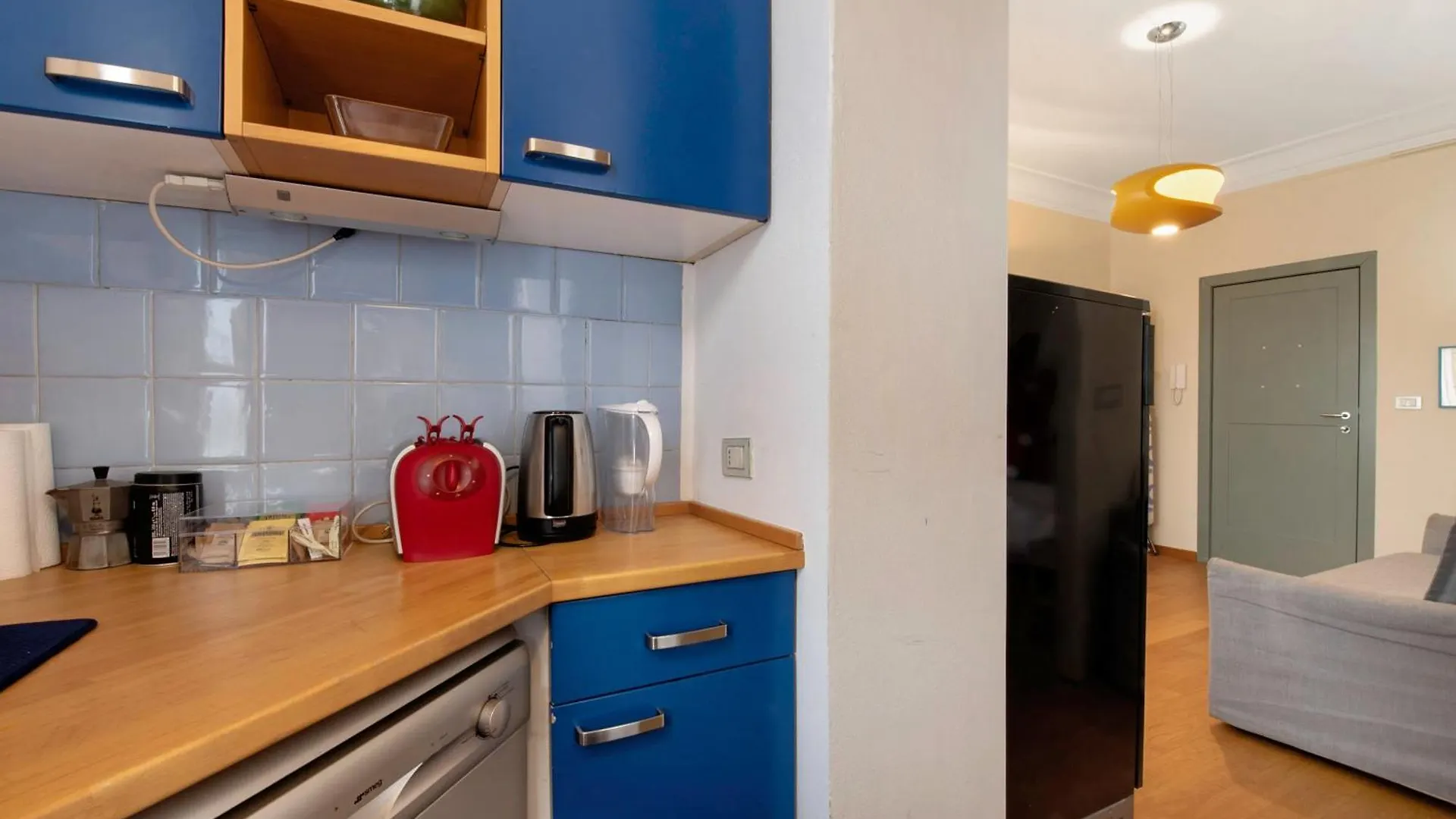 Comfy And Quiet, Great Location Apartment Milan